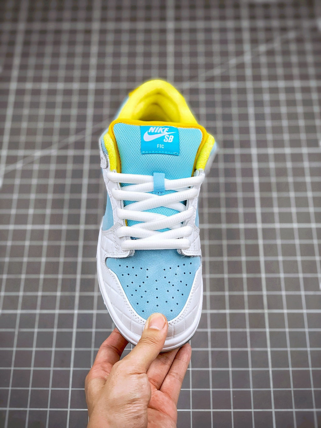 Dunk Low Lagoon Pulse