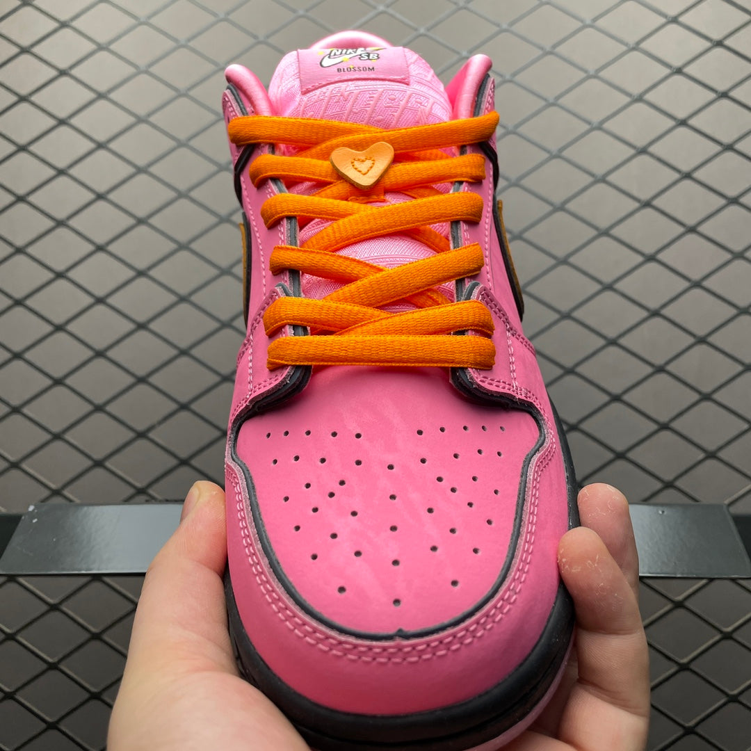 Powerpuff Girls SB Dunk Low "Blossom"